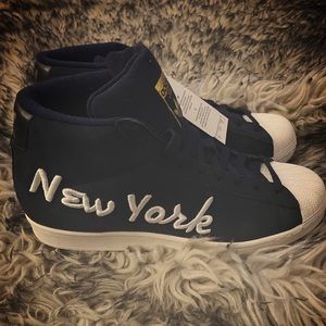 Adidas Sneakers Pro Model, Legend Ink size 9.5